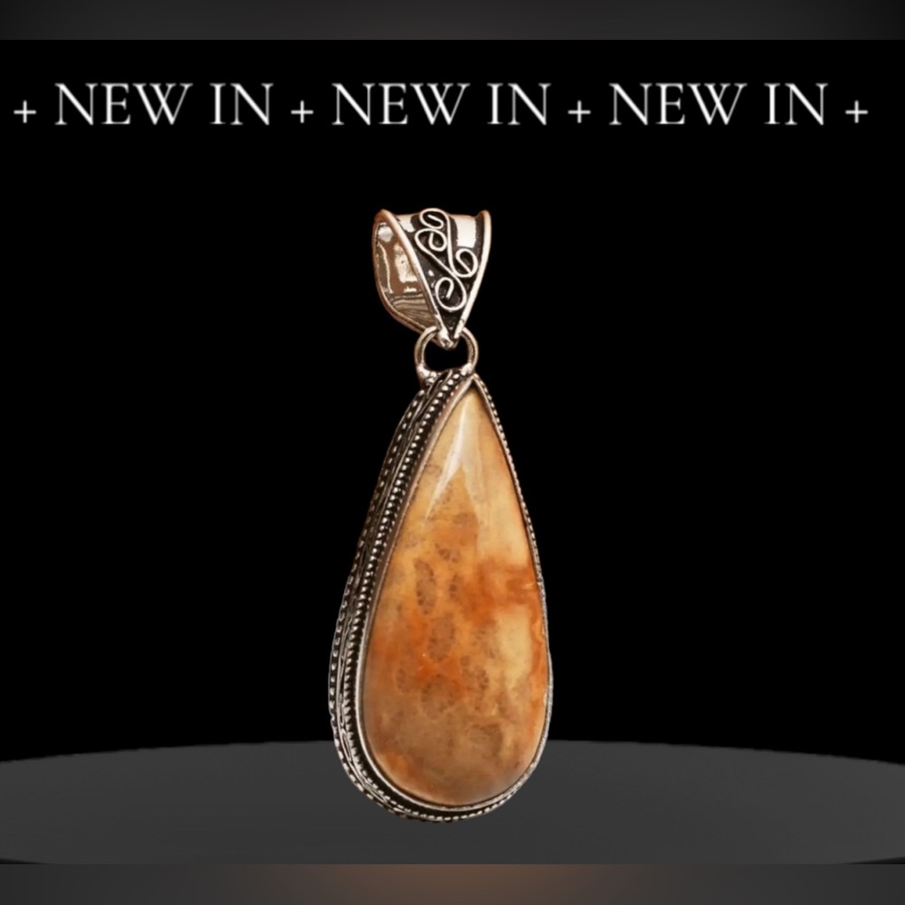 FOSSIL CORAL PENDANT
